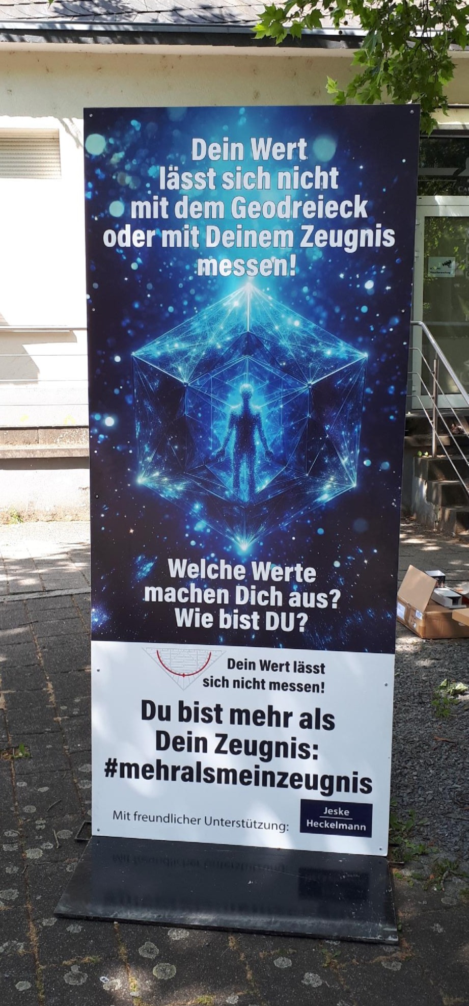 Aufsteller für Aktion Letzter Schultag 2025: Mein Wert lässt sich nicht messen