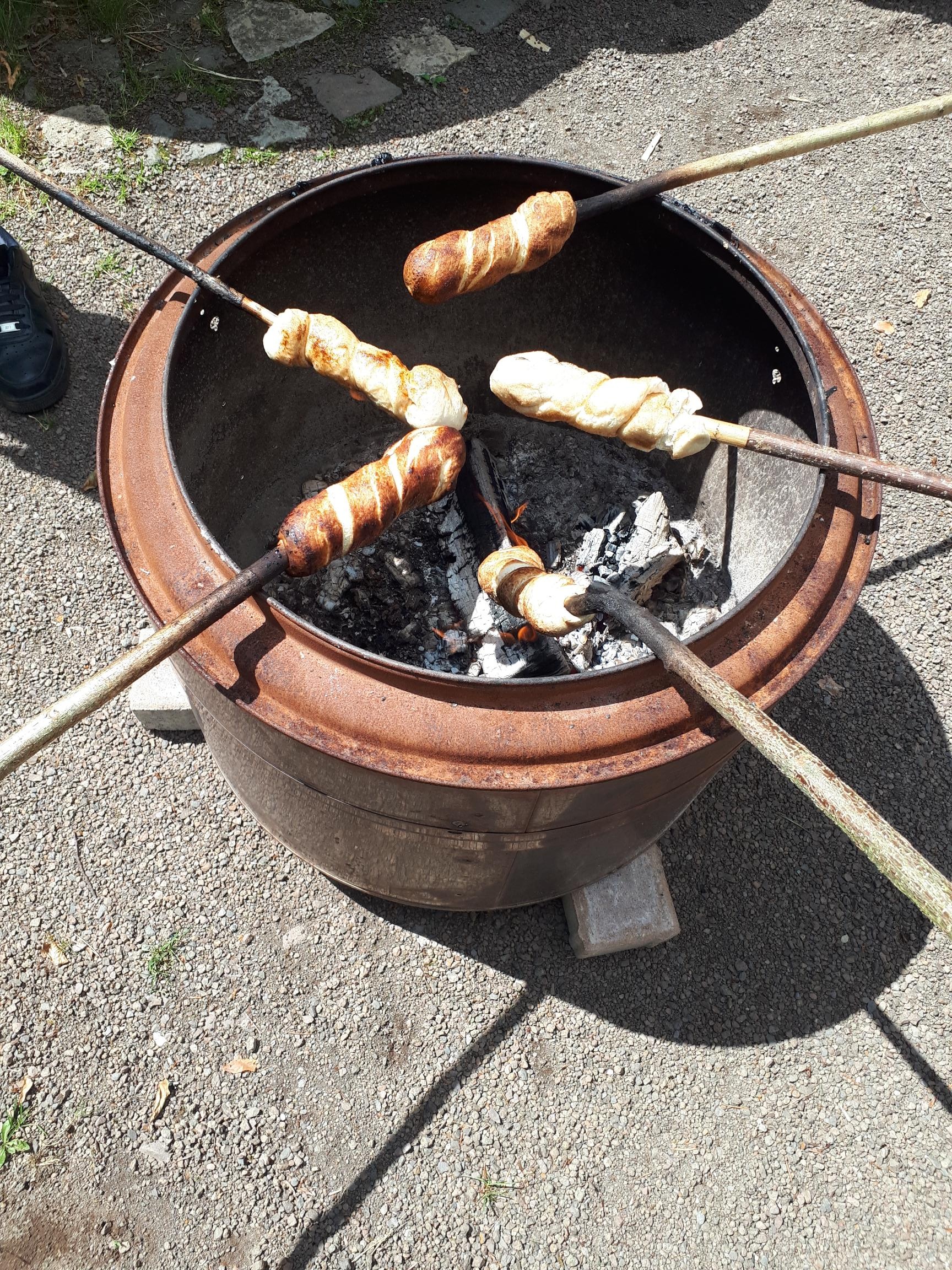 Bild Ferienfreizeit #echtstark 2025: Stockbrot